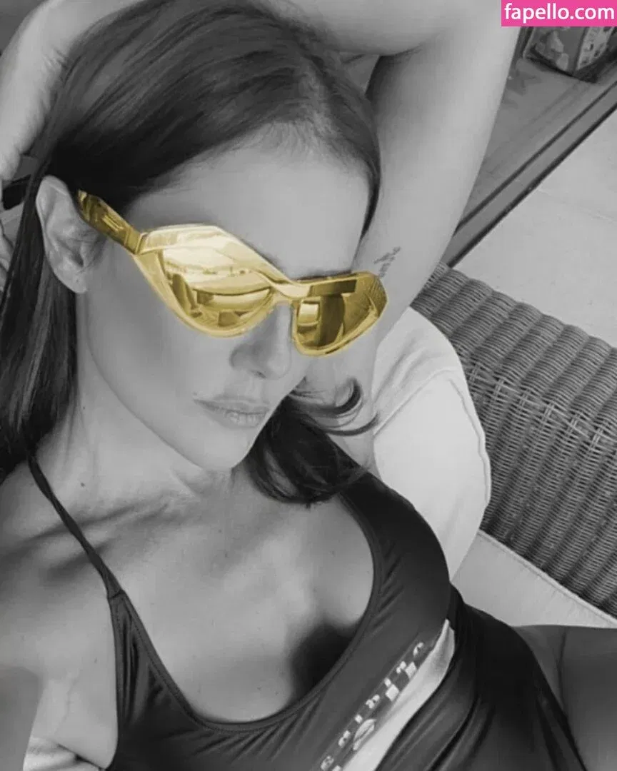 Deborah Secco Onlyfans Photo Gallery 