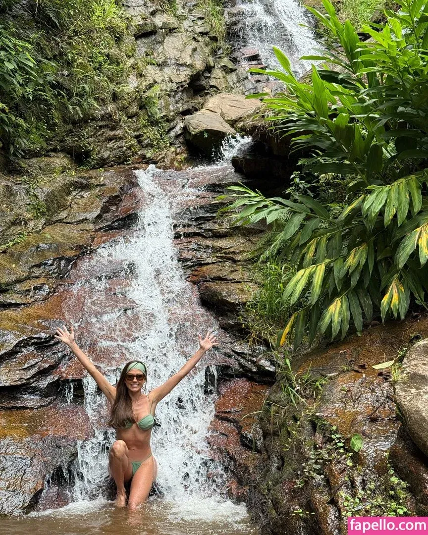 Deborah Secco Onlyfans Photo Gallery 