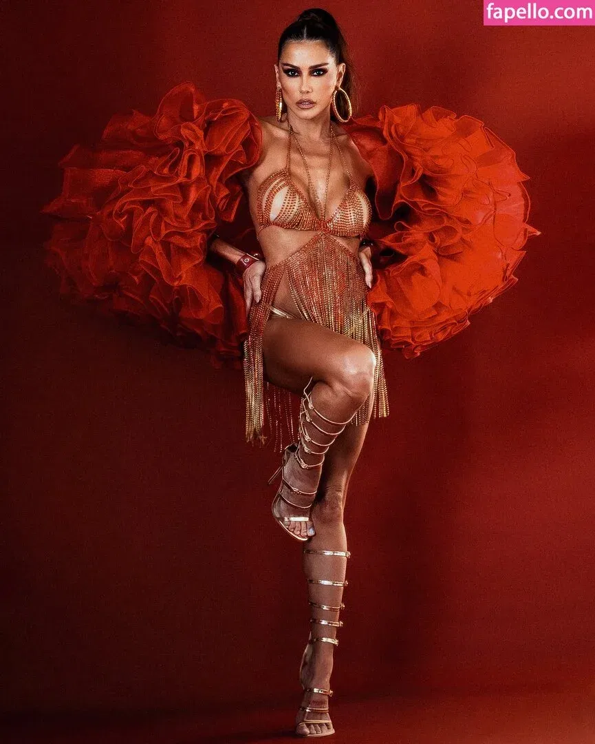 Deborah Secco Onlyfans Photo Gallery 