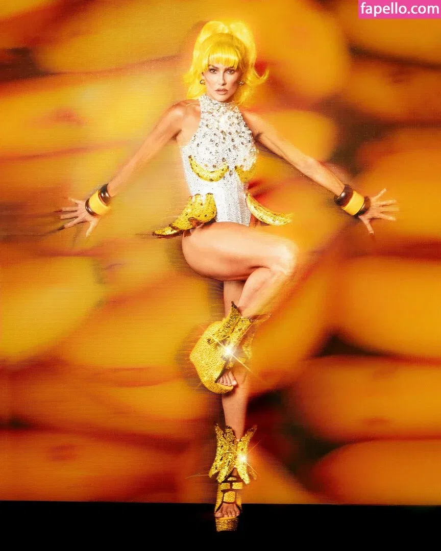 Deborah Secco Onlyfans Photo Gallery 