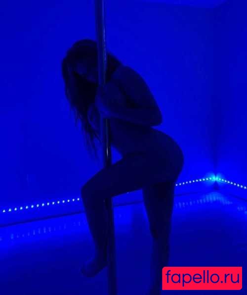 BadLightSkinBitch Nude Onlyfans Photo 3