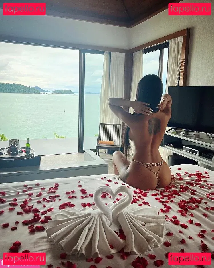 Stephanie Choi Onlyfans Photo Gallery 