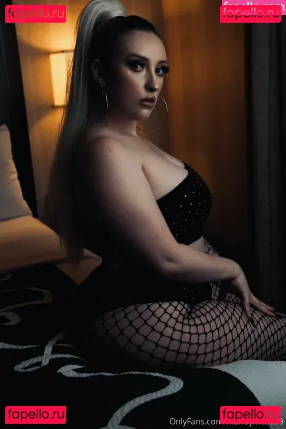 mandymuse69 Onlyfans Photo Gallery 