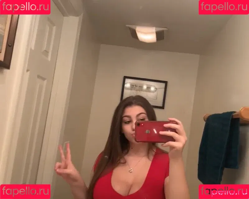 Talea Onlyfans Photo Gallery 