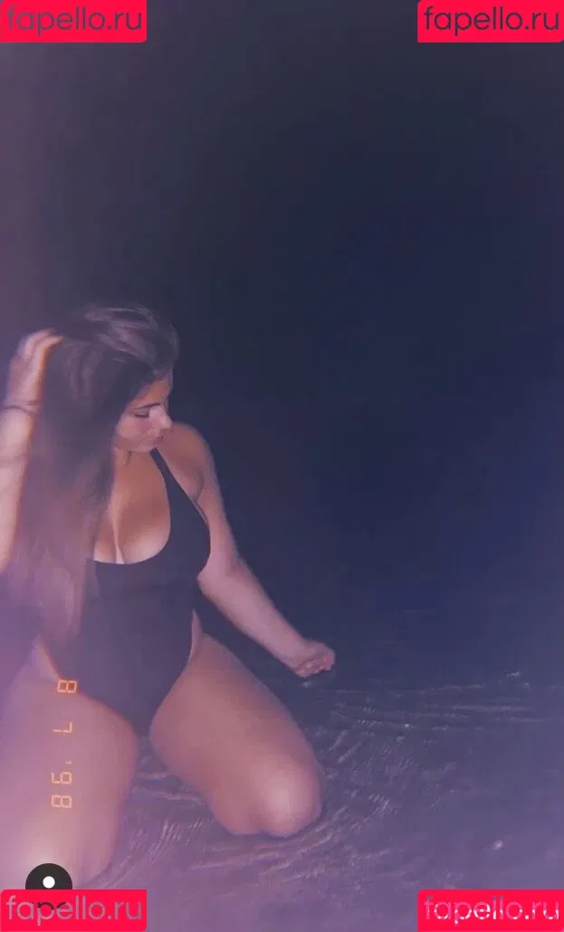 Talea Onlyfans Photo Gallery 