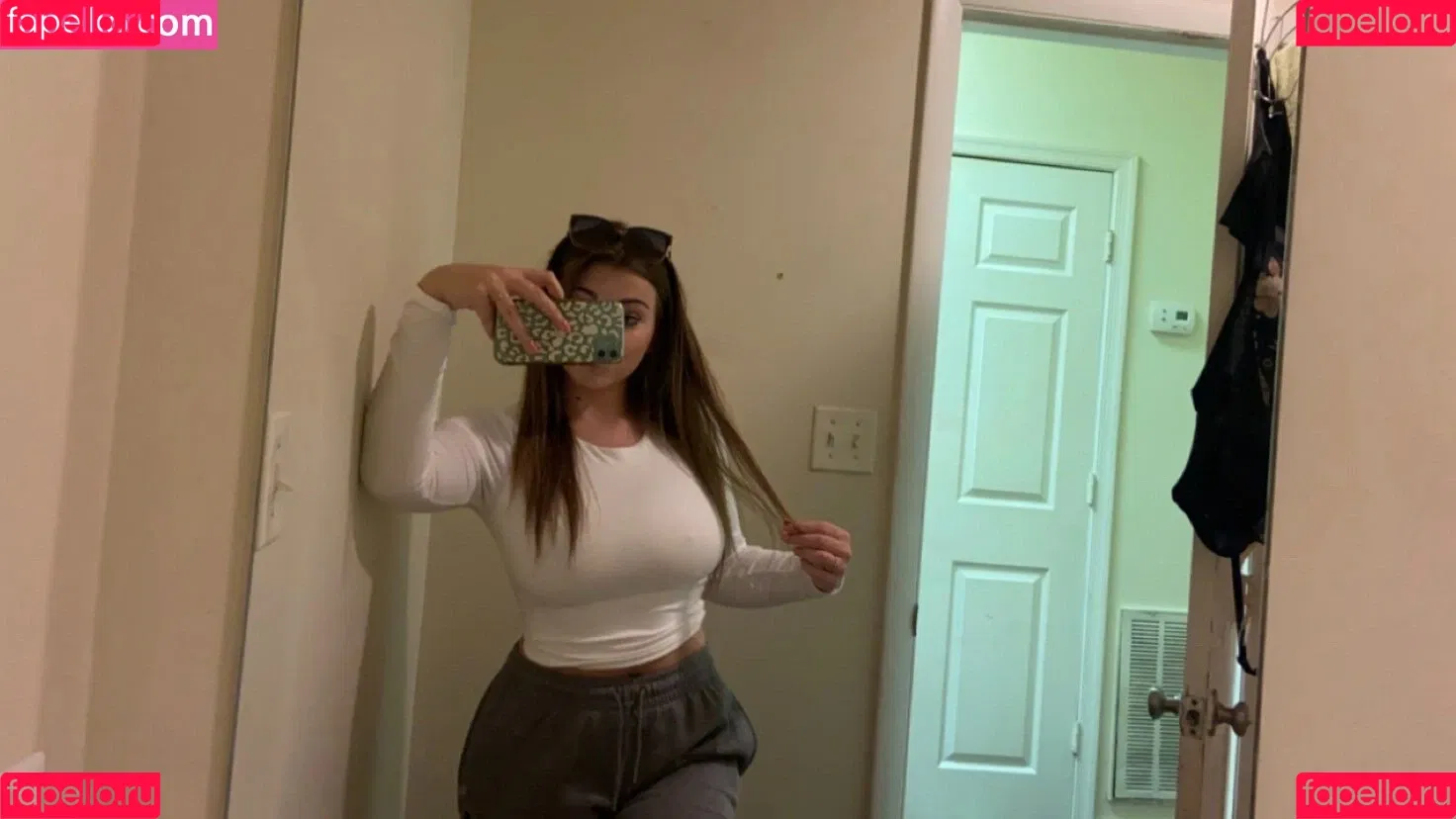 Talea Onlyfans Photo Gallery 