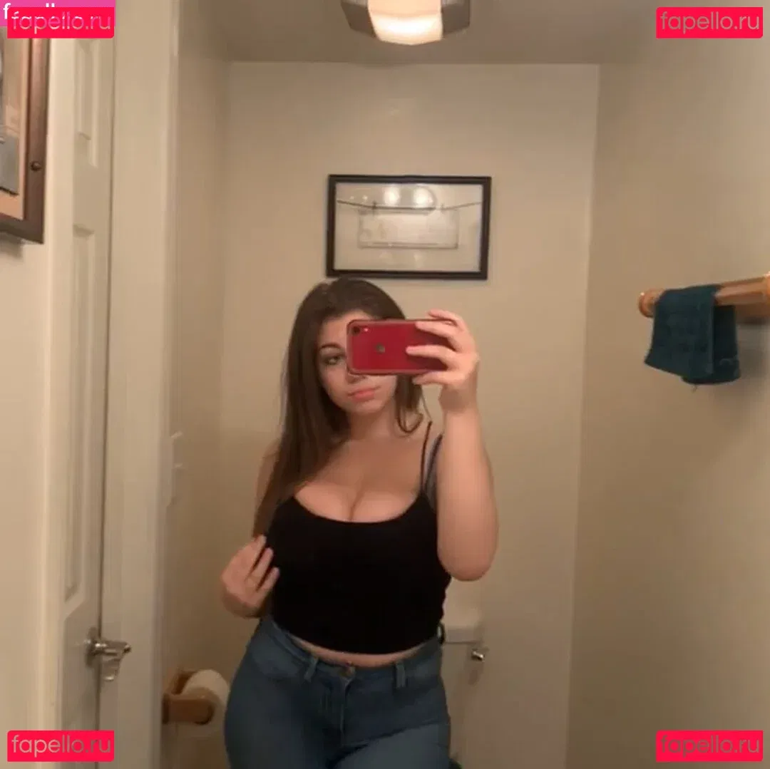 Talea Onlyfans Photo Gallery 