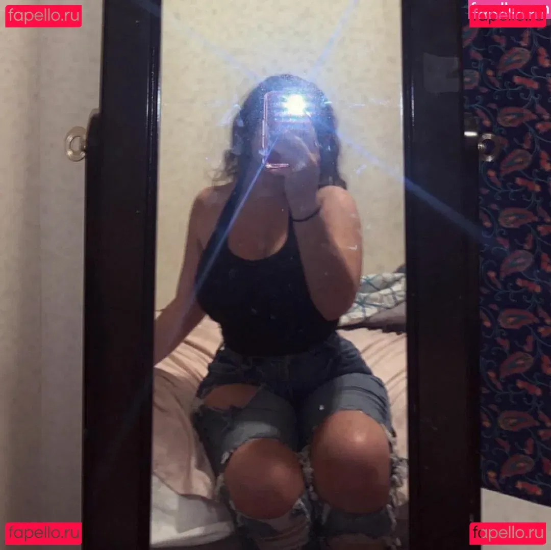 Talea Onlyfans Photo Gallery 