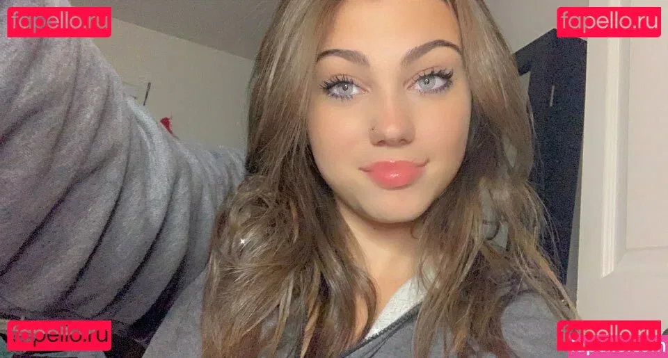 Talea Onlyfans Photo Gallery 