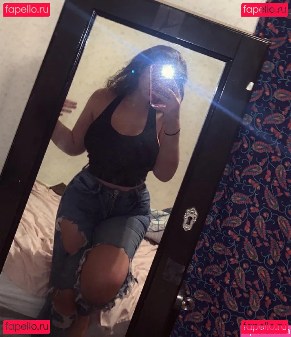 Talea Onlyfans Photo Gallery 