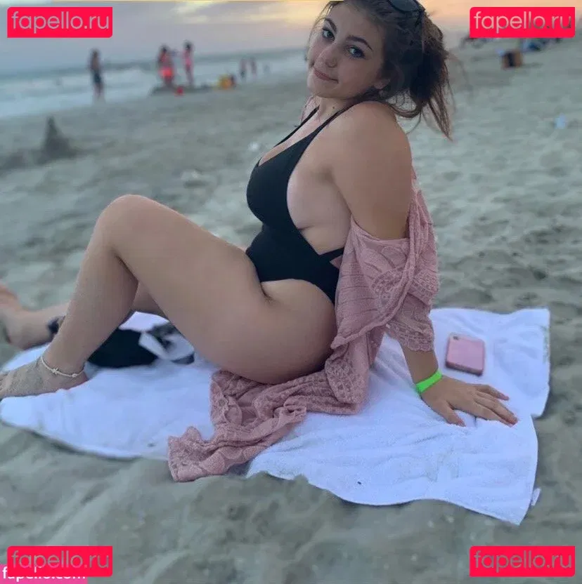 Talea Onlyfans Photo Gallery 