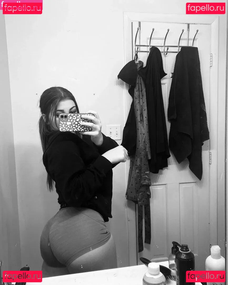 Talea Onlyfans Photo Gallery 