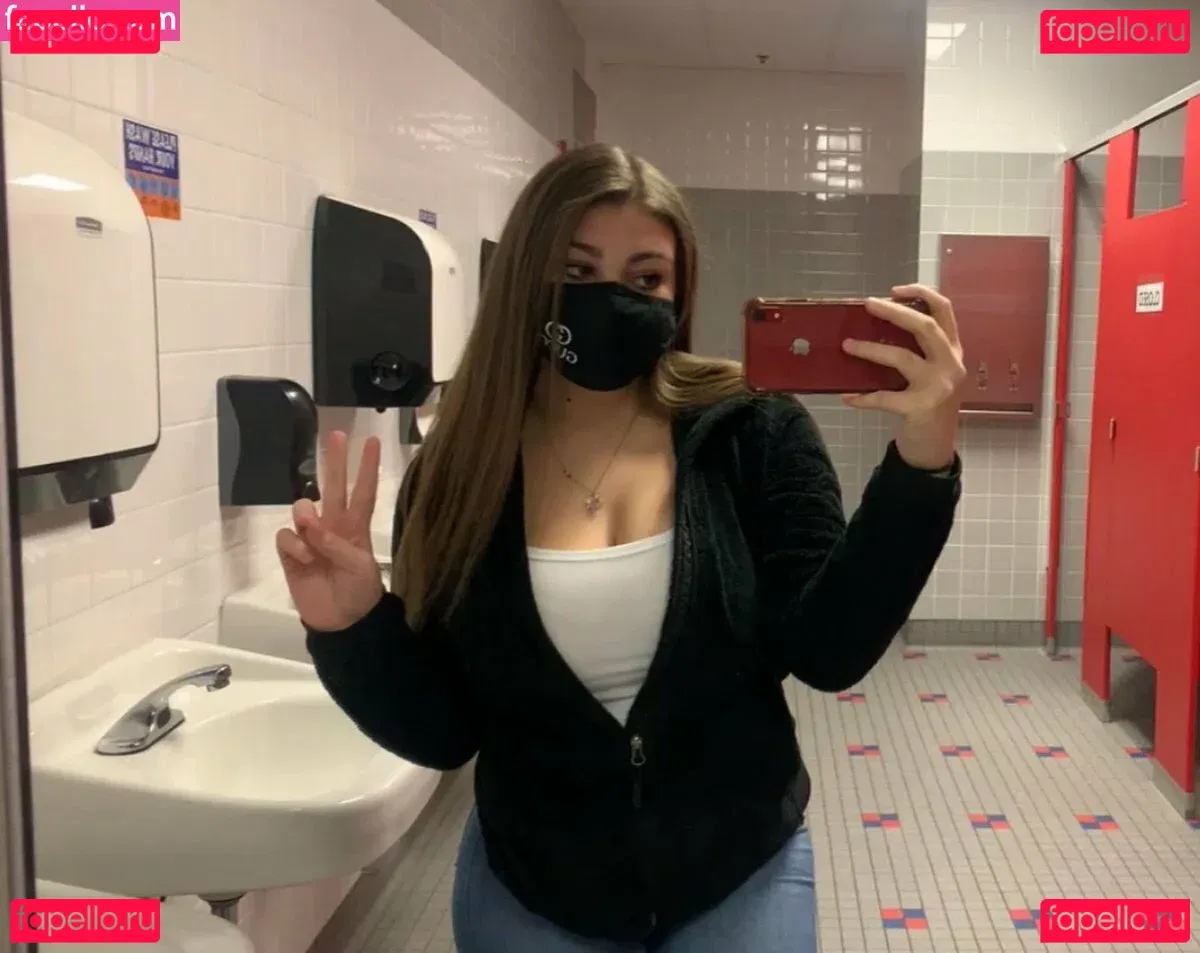 Talea Onlyfans Photo Gallery 