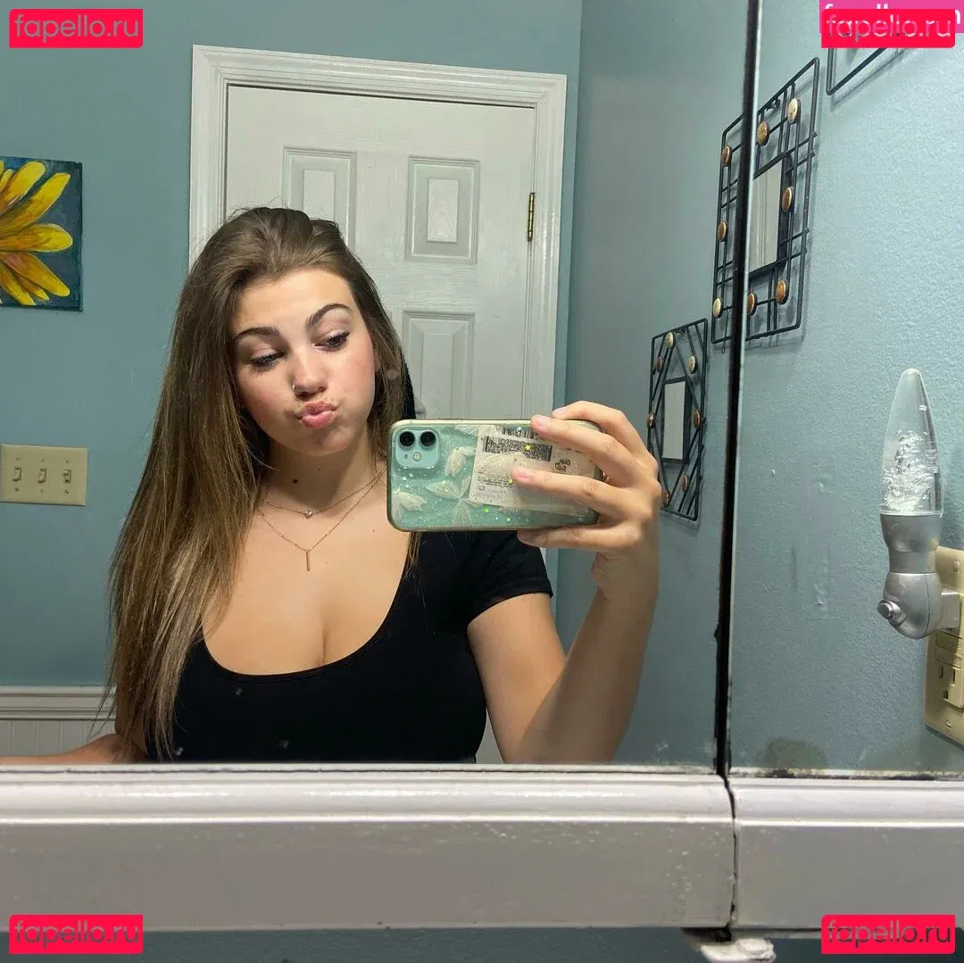 Talea Onlyfans Photo Gallery 