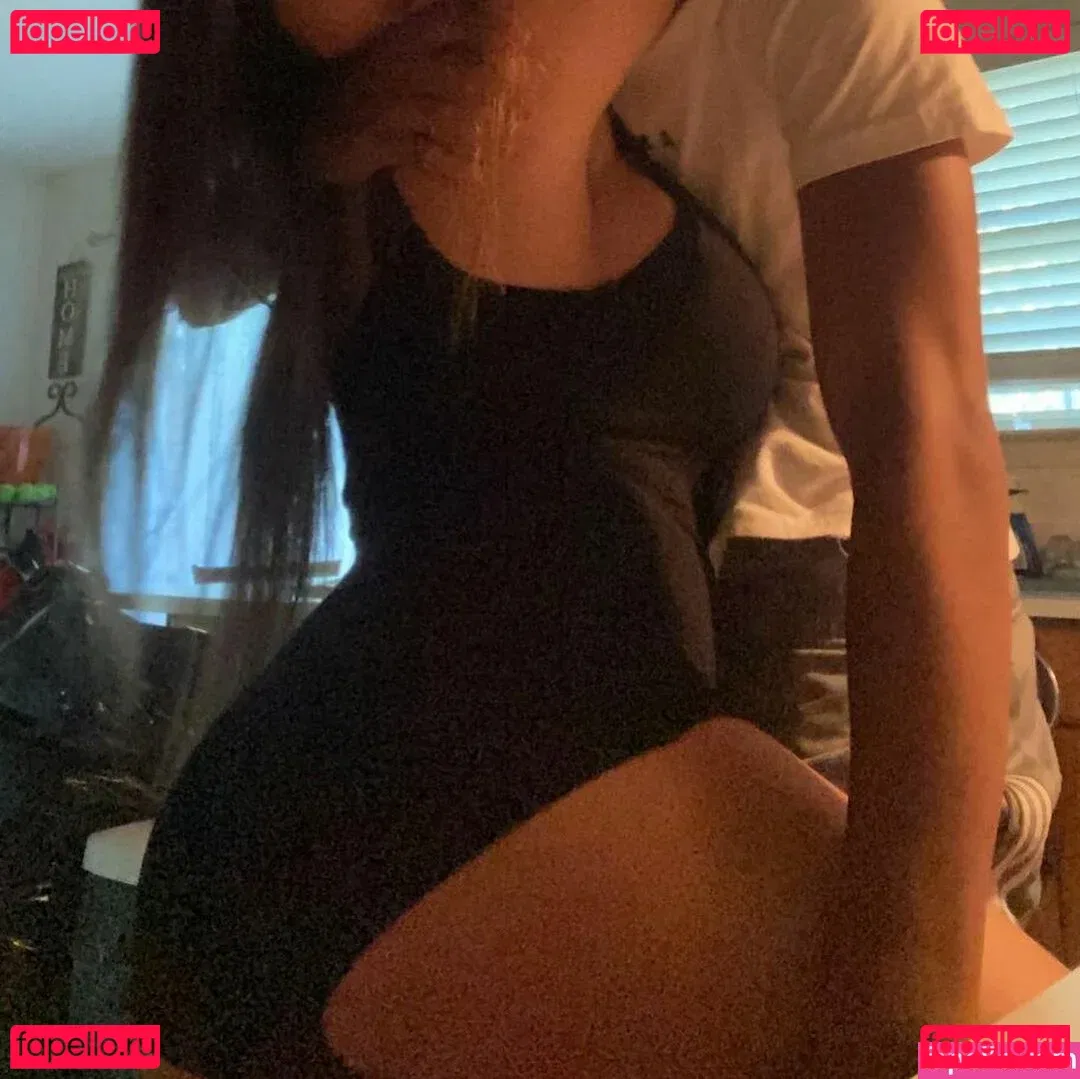 Talea Onlyfans Photo Gallery 