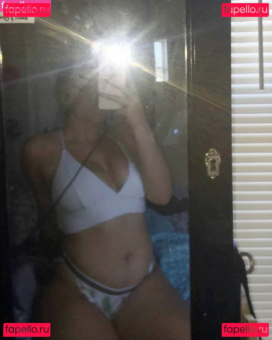 Talea Onlyfans Photo Gallery 