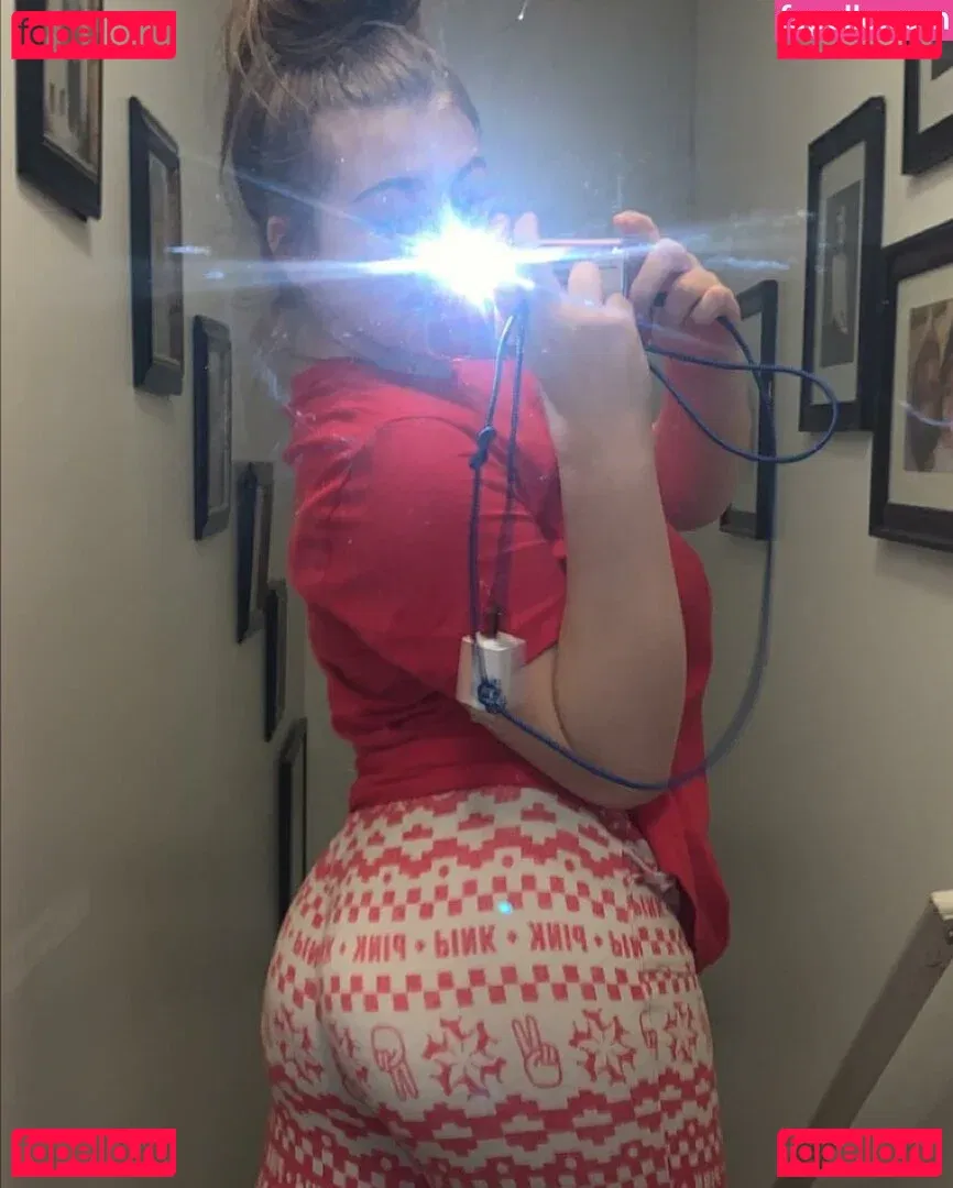 Talea Onlyfans Photo Gallery 