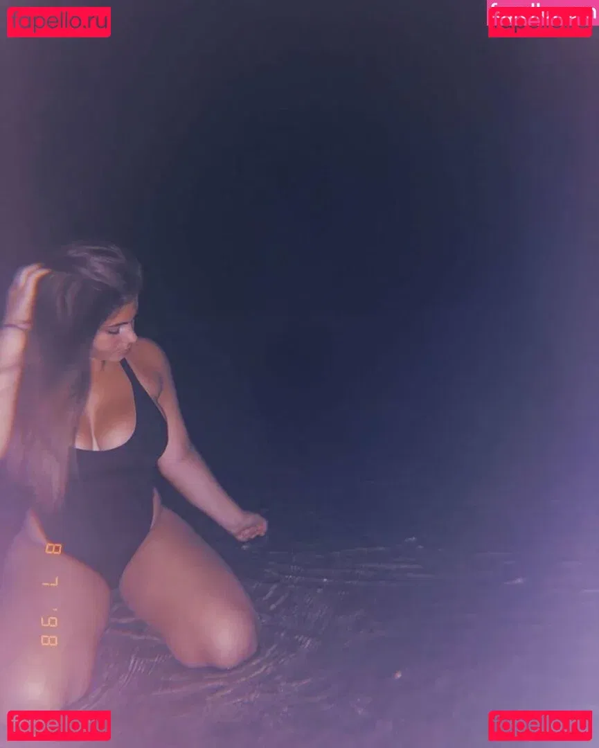 Talea Onlyfans Photo Gallery 