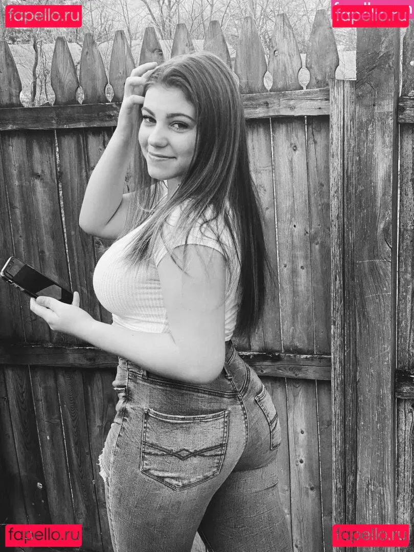 Talea Onlyfans Photo Gallery 