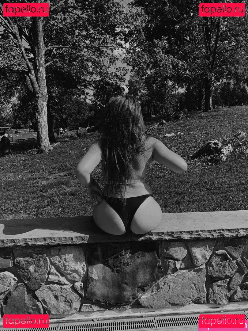 Talea Onlyfans Photo Gallery 