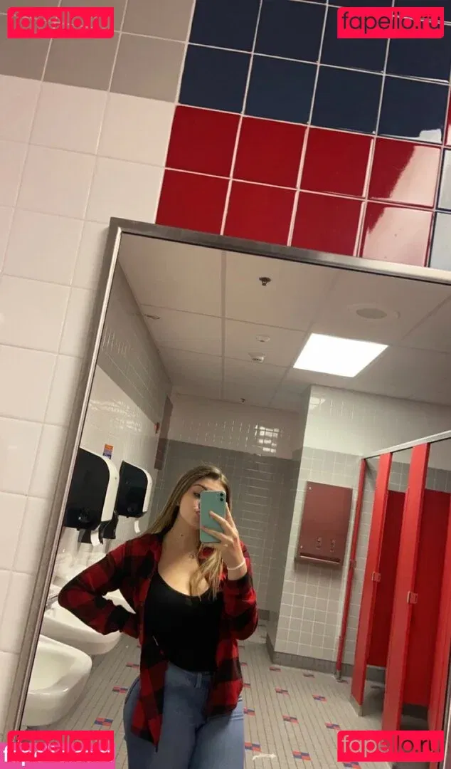 Talea Onlyfans Photo Gallery 