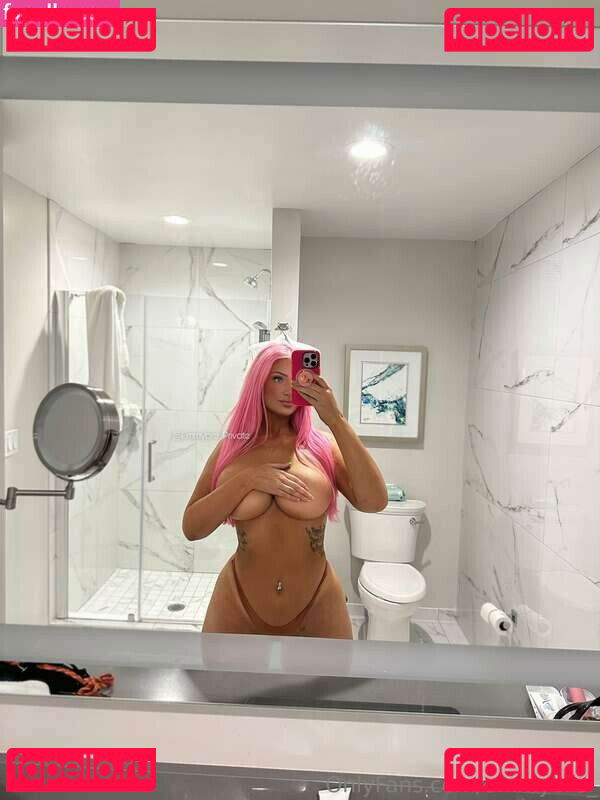 Emmybre / emmybre_ Onlyfans Photo Gallery 