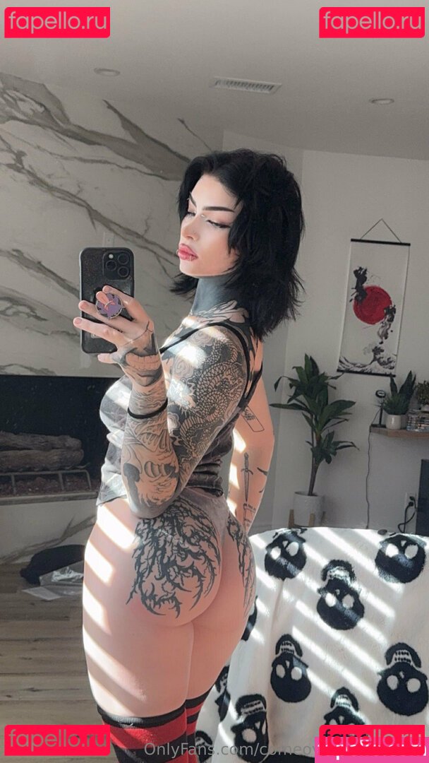 Comeovwhenur_ / comeovwhenursober Nude Onlyfans Photo 33