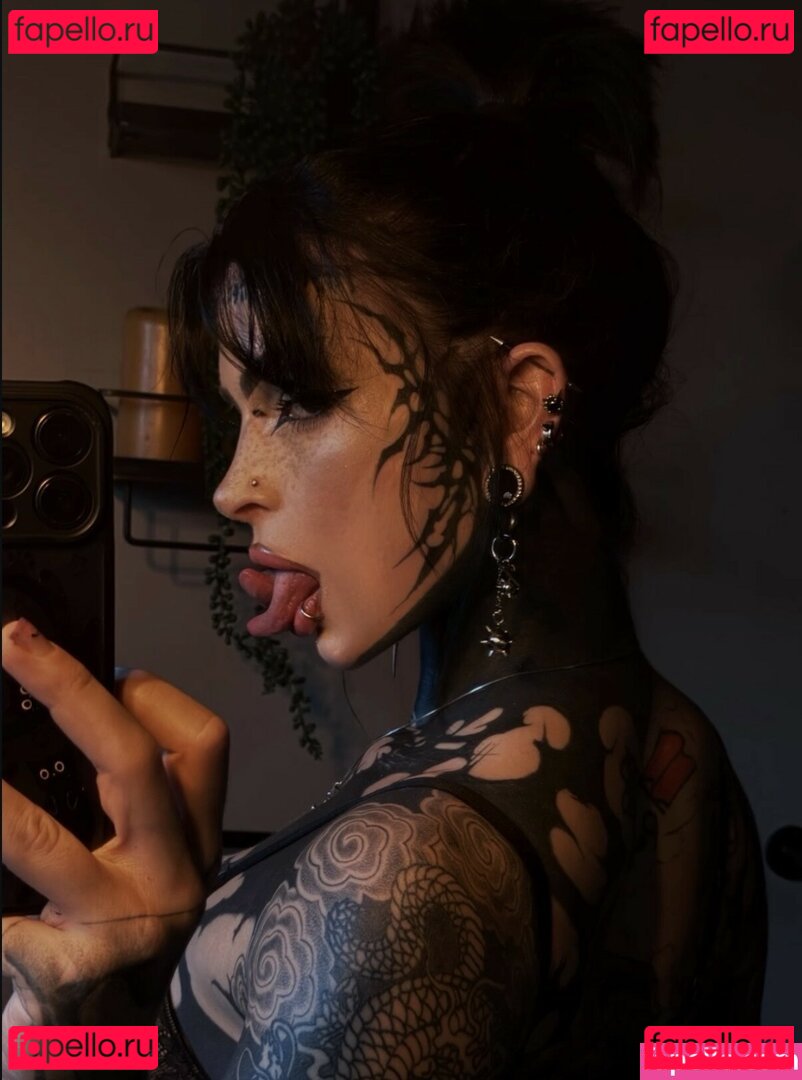 Comeovwhenur_ / comeovwhenursober Nude Onlyfans Photo 25
