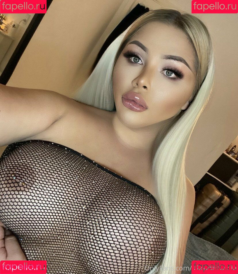 siliconebarbie Onlyfans Photo Gallery 