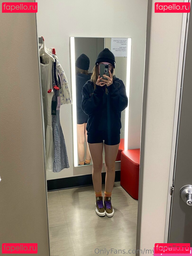 Moaaningmyrtle / myrtlegail / myrtlemoans Onlyfans Photo Gallery 