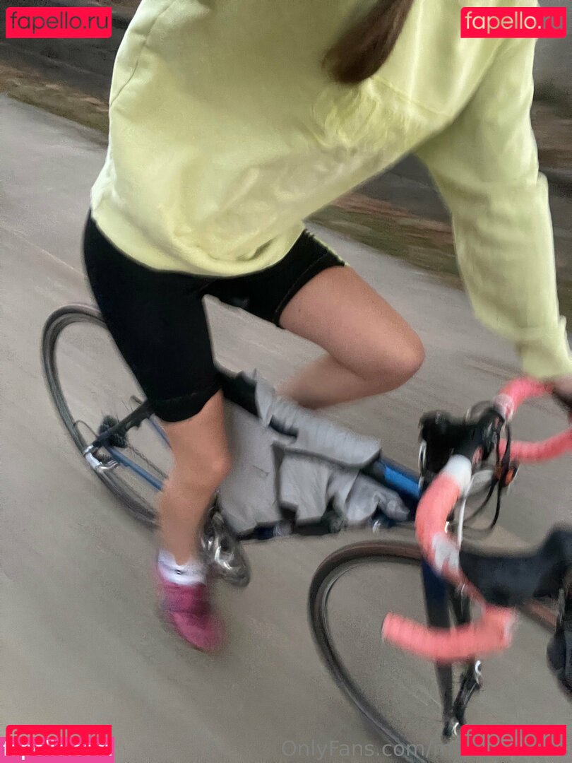 Moaaningmyrtle / myrtlegail / myrtlemoans Onlyfans Photo Gallery 