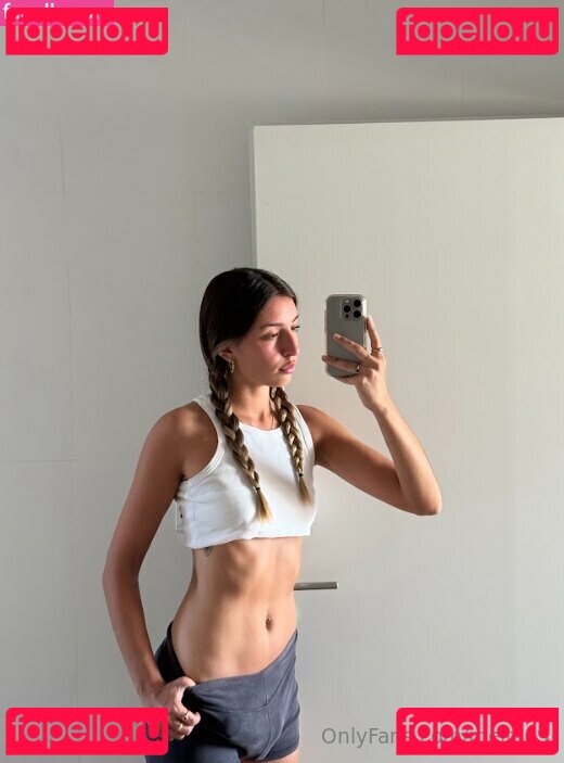 Wonder.mellie / melts69 / meltsmelt Onlyfans Photo Gallery 