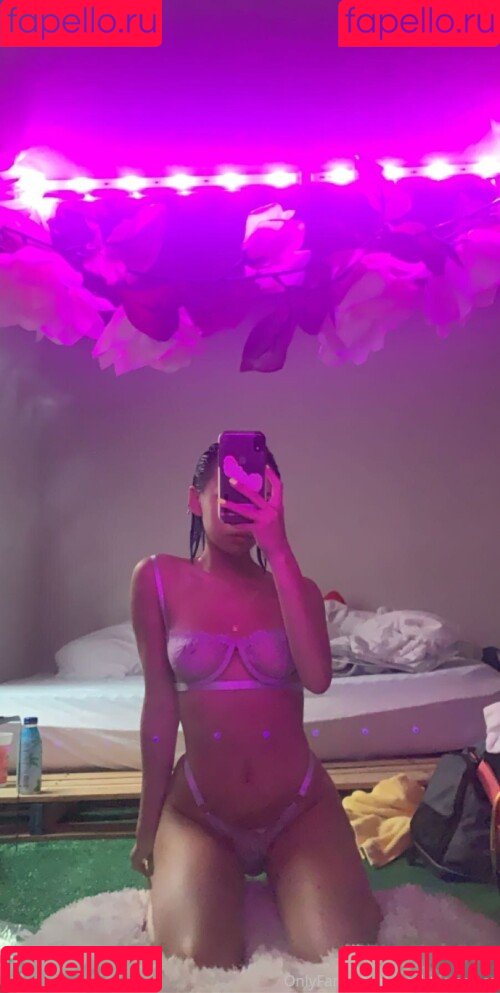 thisbicthdied Onlyfans Photo Gallery 