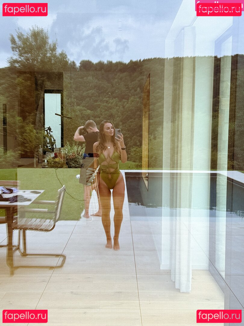 Puck Moonen / PuckMoonen Onlyfans Photo Gallery 