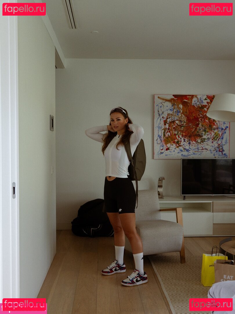 Puck Moonen / PuckMoonen Onlyfans Photo Gallery 