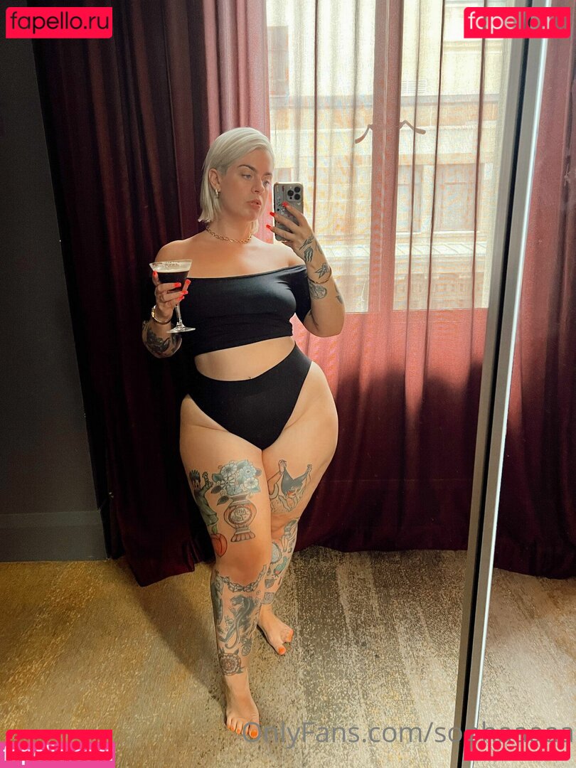 Sophaaaaa / Sophie Onlyfans Photo Gallery 