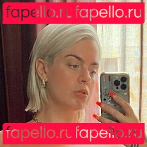 Sophaaaaa / Sophie Onlyfans Photo Gallery 