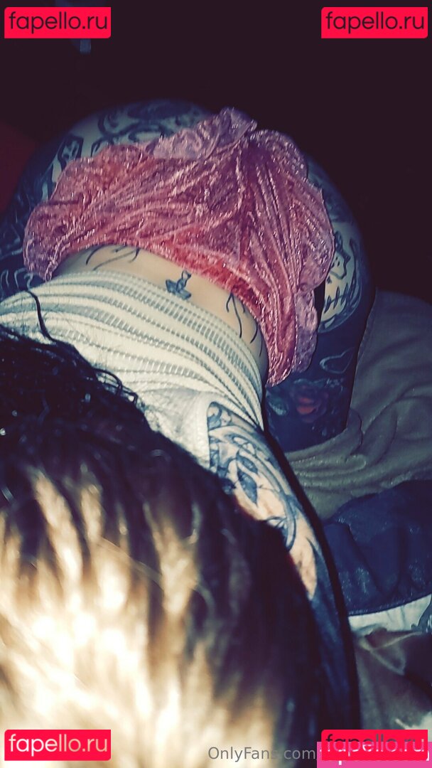 gothicclilfairy Nude Onlyfans Photo 37