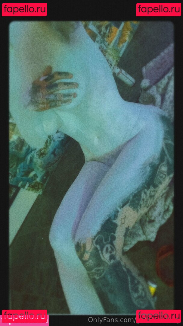 gothicclilfairy Nude Onlyfans Photo 11