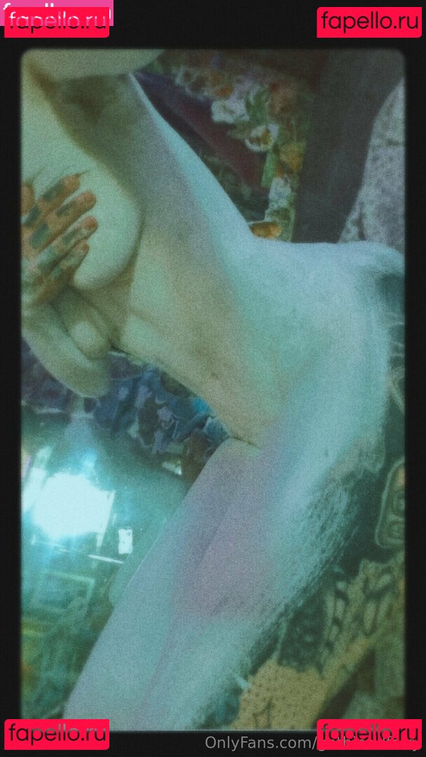 gothicclilfairy Nude Onlyfans Photo 10