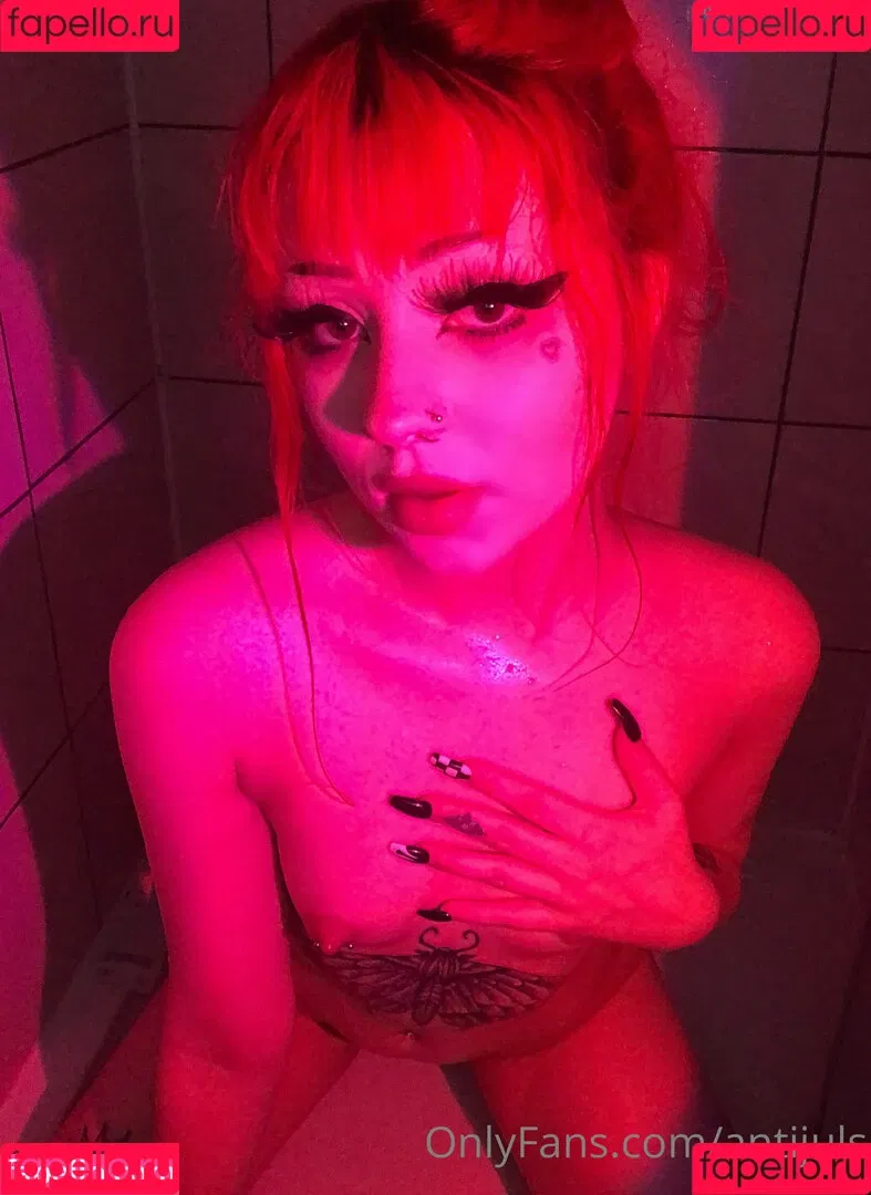 antijuls Onlyfans Photo Gallery 