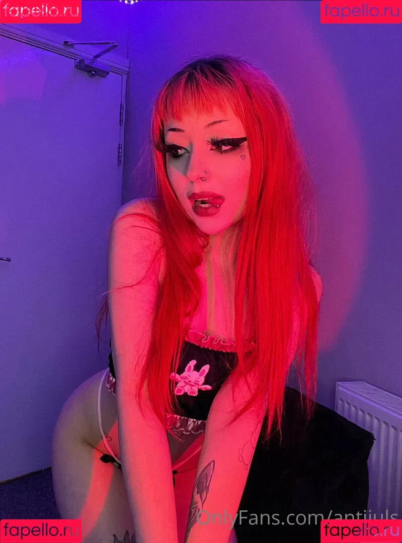 antijuls Onlyfans Photo Gallery 