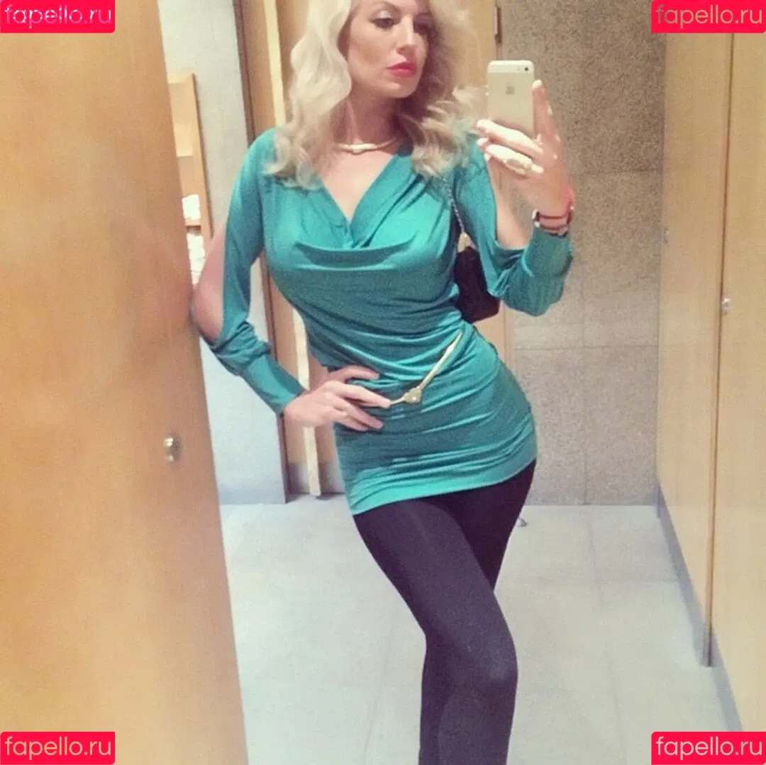 Isabel Madow Onlyfans Photo Gallery 