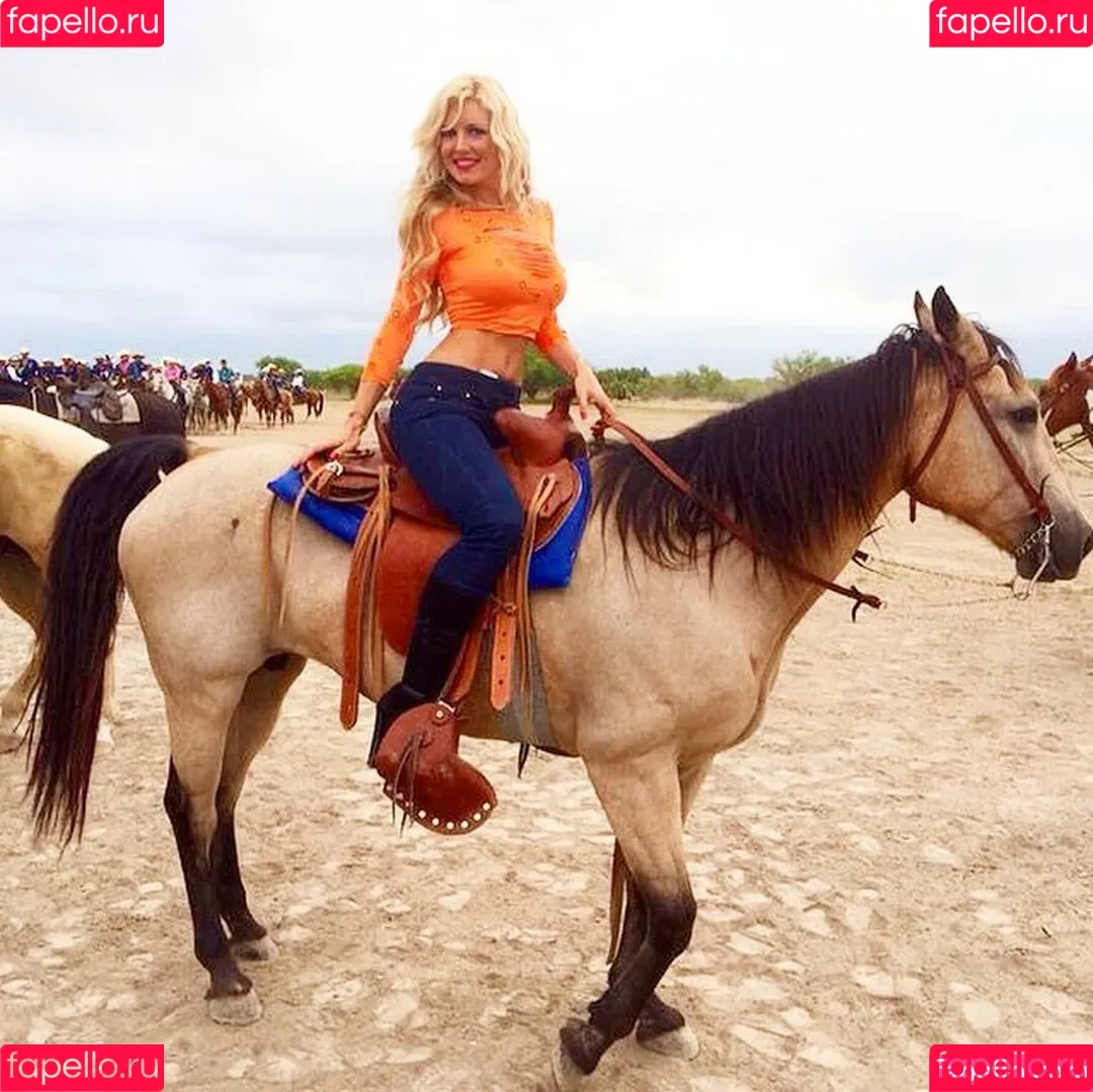 Isabel Madow Onlyfans Photo Gallery 