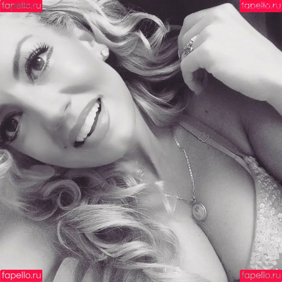 Isabel Madow Onlyfans Photo Gallery 
