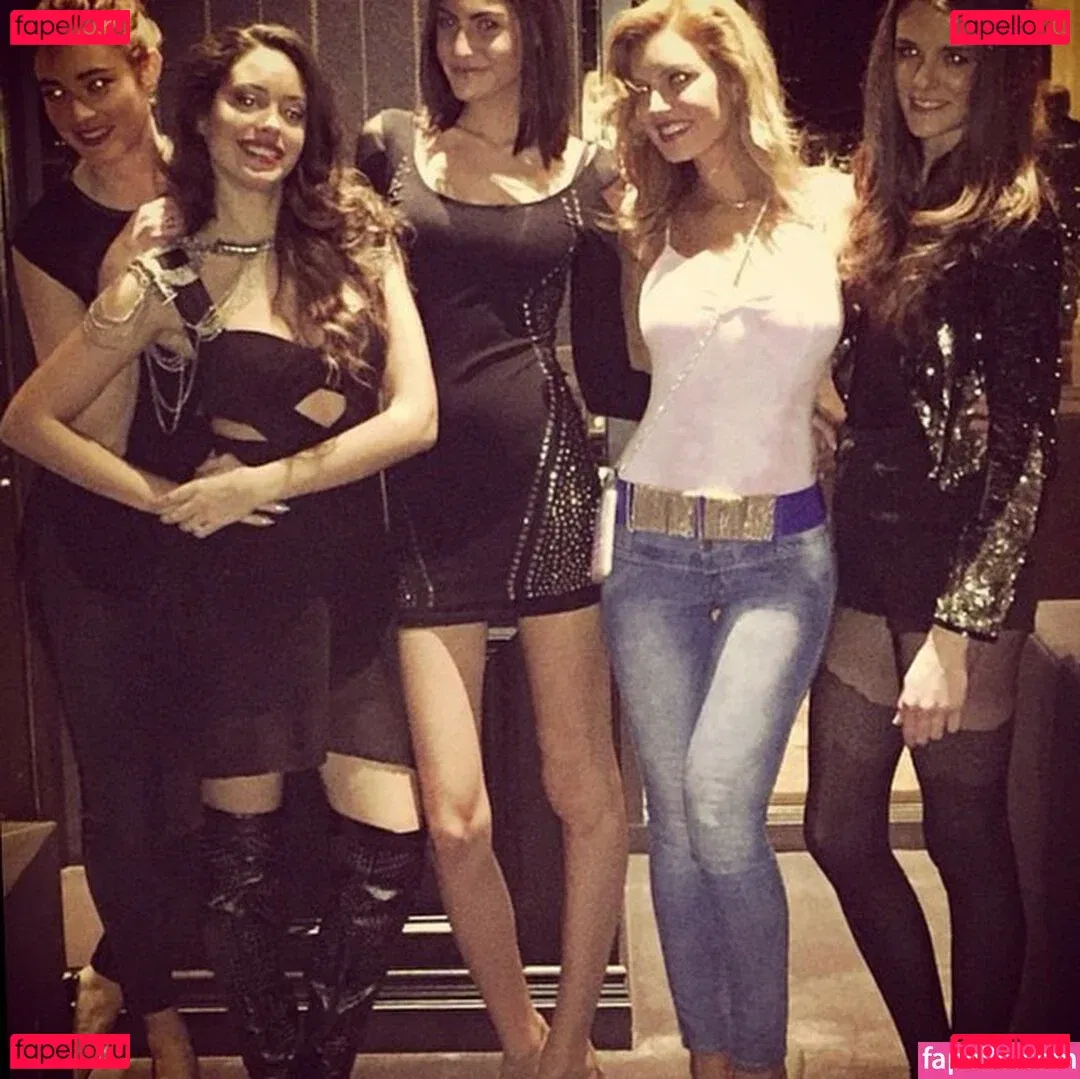 Isabel Madow Onlyfans Photo Gallery 