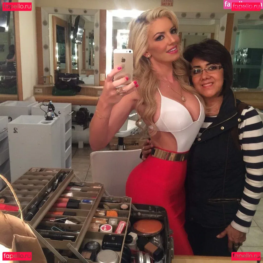 Isabel Madow Onlyfans Photo Gallery 