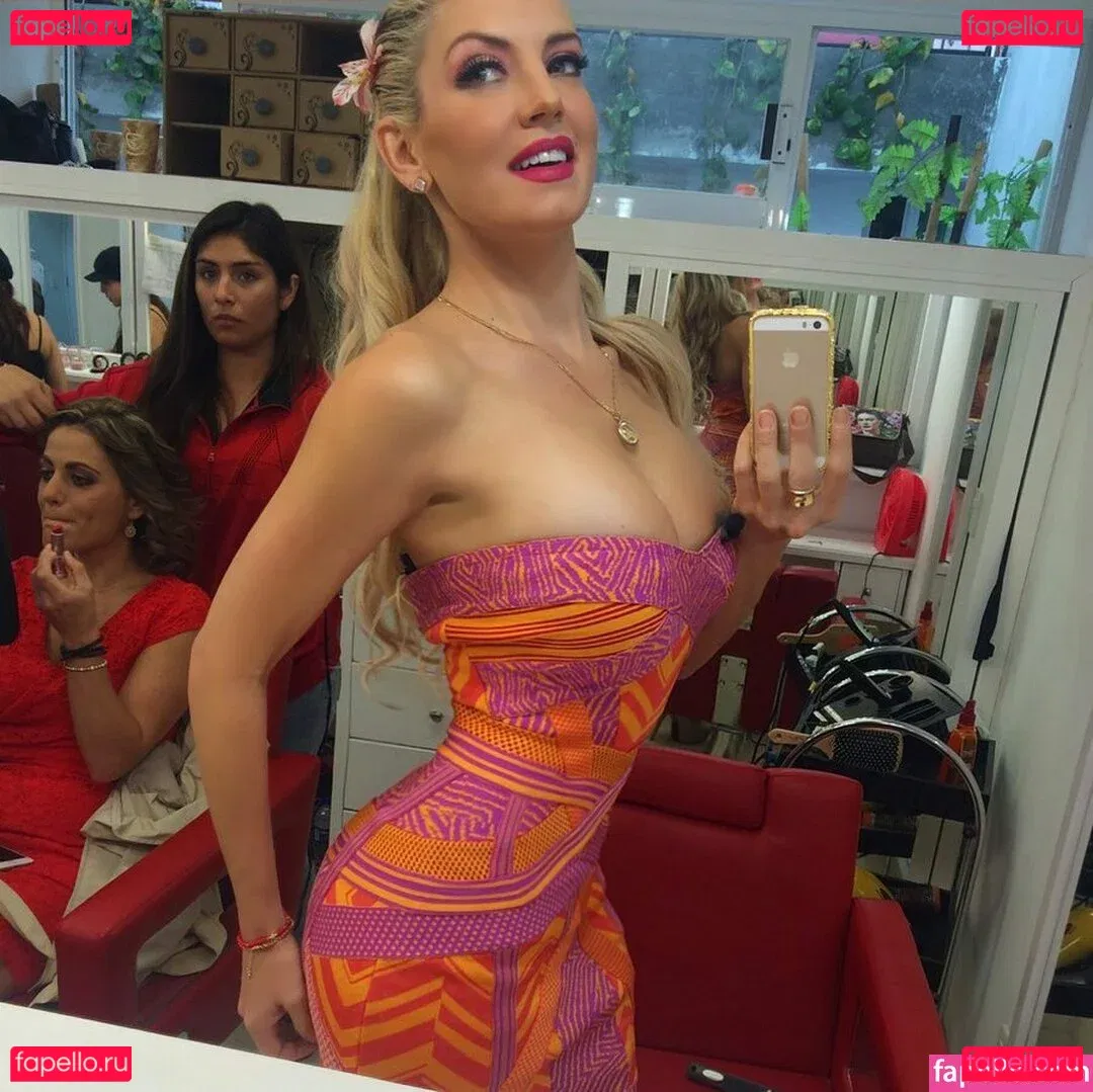 Isabel Madow Onlyfans Photo Gallery 