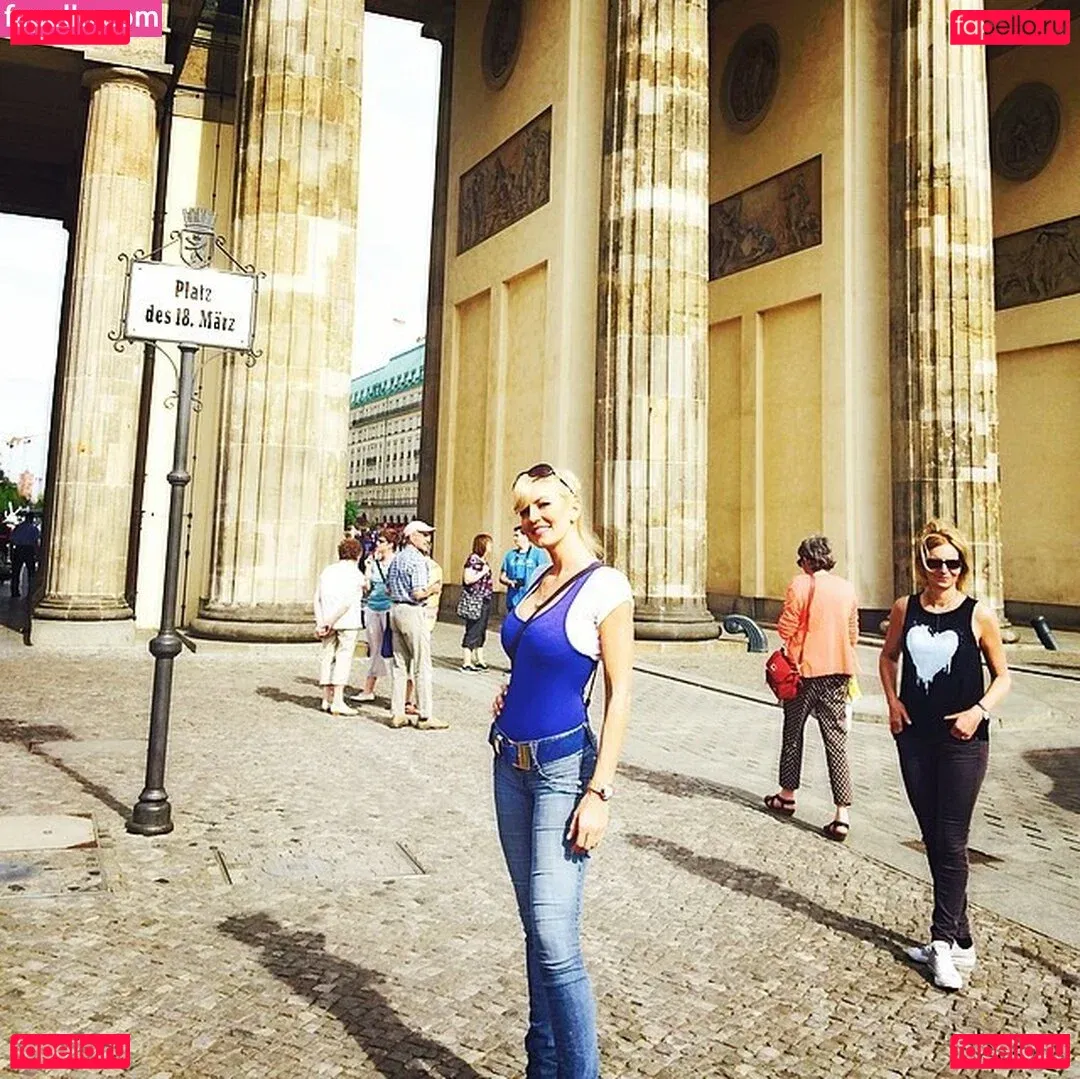 Isabel Madow Onlyfans Photo Gallery 