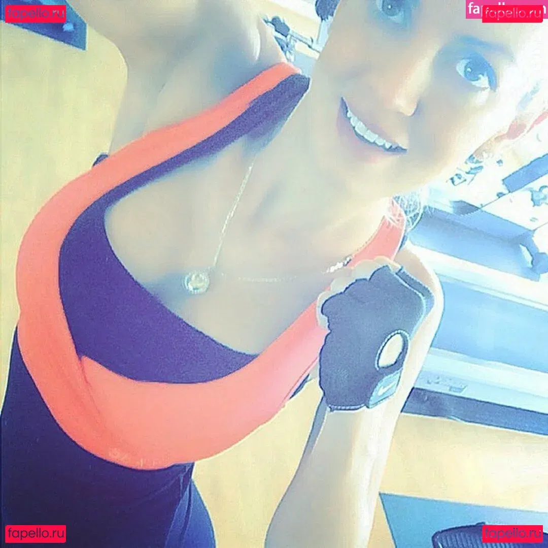 Isabel Madow Onlyfans Photo Gallery 